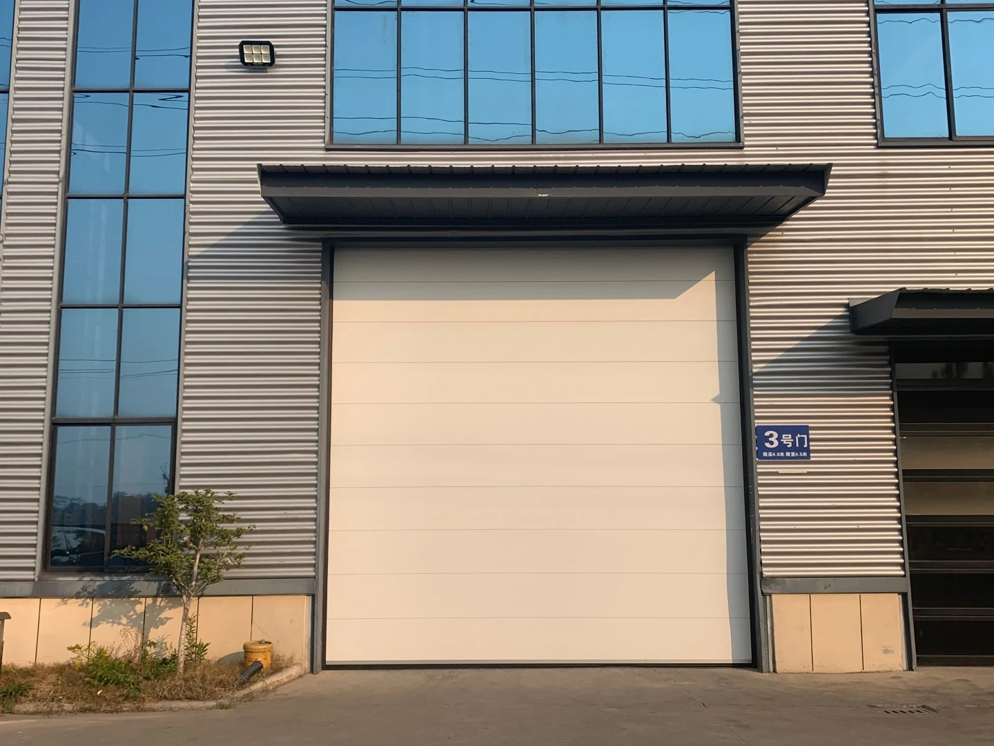 安必信工业门大同服务站生产基地